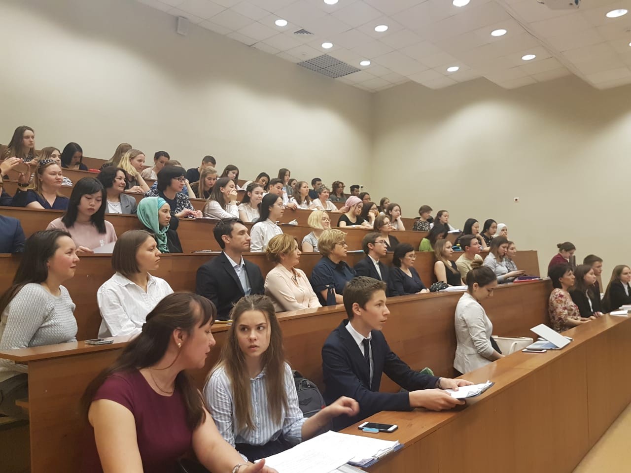 Контрастивные исследования: памяти профессора Гатиатуллиной З.З. посвящается Контрастивные исследования: памяти профессора Гатиатуллиной З.З. посвящается