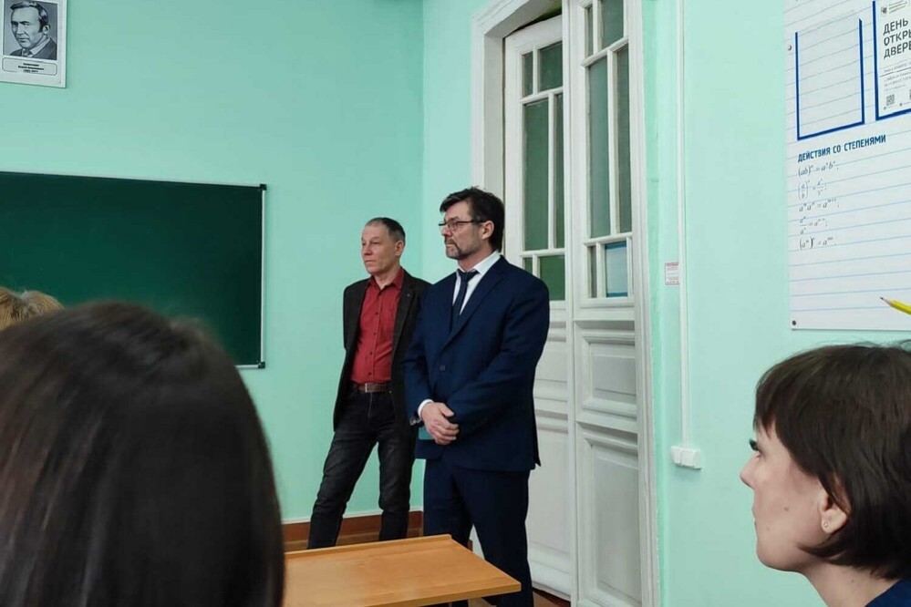 Особенности КИМ по математике и информатике ЕГЭ-2023 Особенности КИМ по математике и информатике ЕГЭ-2023