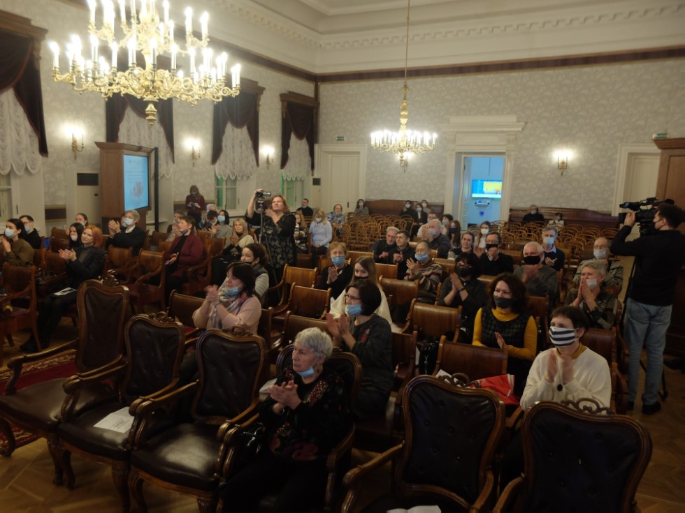 ���� 25 ���