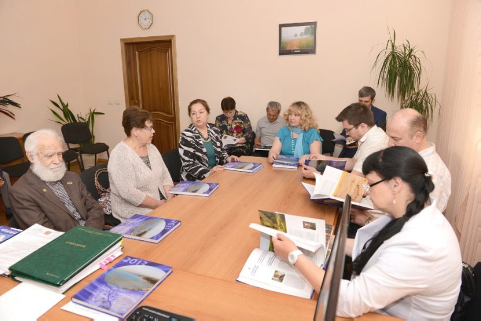 Welcome to the Institute of Environmental Sciences Welcome to the Institute of Environmental Sciences