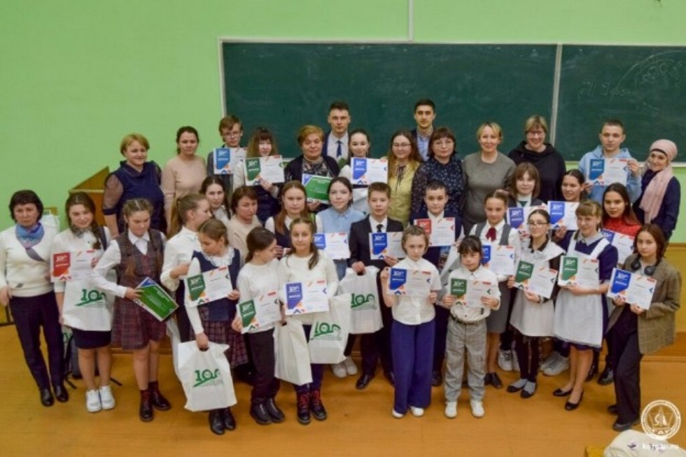 Обучающийся 'Университетской' школы занял второе место в конференции школьников 'Наука и молодежь Татарстана ? шаг в будущее'