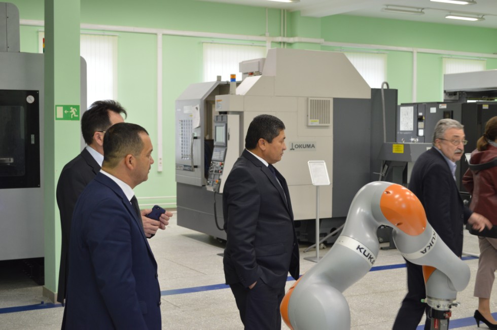 ��������� ������������� ���������-������������� ���������(����������) �������� ���������� �������� � ���������-������������ ������ ���