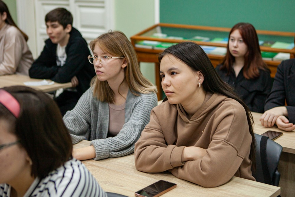 Состоялся круглый стол с участием ученого-исследователя КФУМилеушей Хабутдиновой Состоялся круглый стол с участием ученого-исследователя КФУМилеушей Хабутдиновой