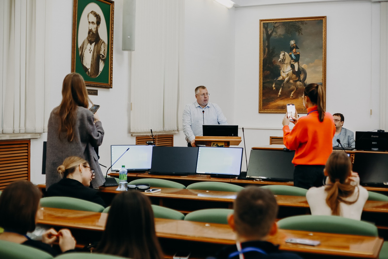 ��������� ������������� ����������� ��������� ���� ������