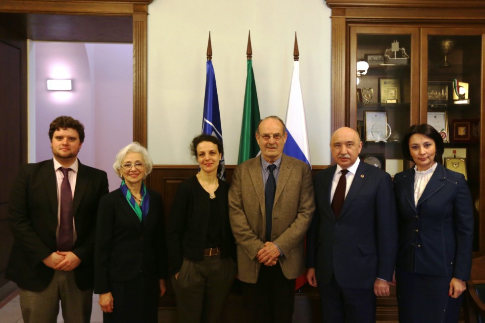 Association of MBAs arrived for accreditation inspection