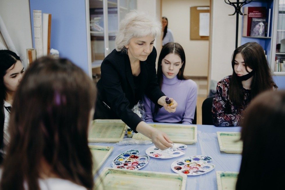 Лингвошкола открыла свои двери для абитуриентов Института международных отношений Лингвошкола открыла свои двери для абитуриентов Института международных отношений