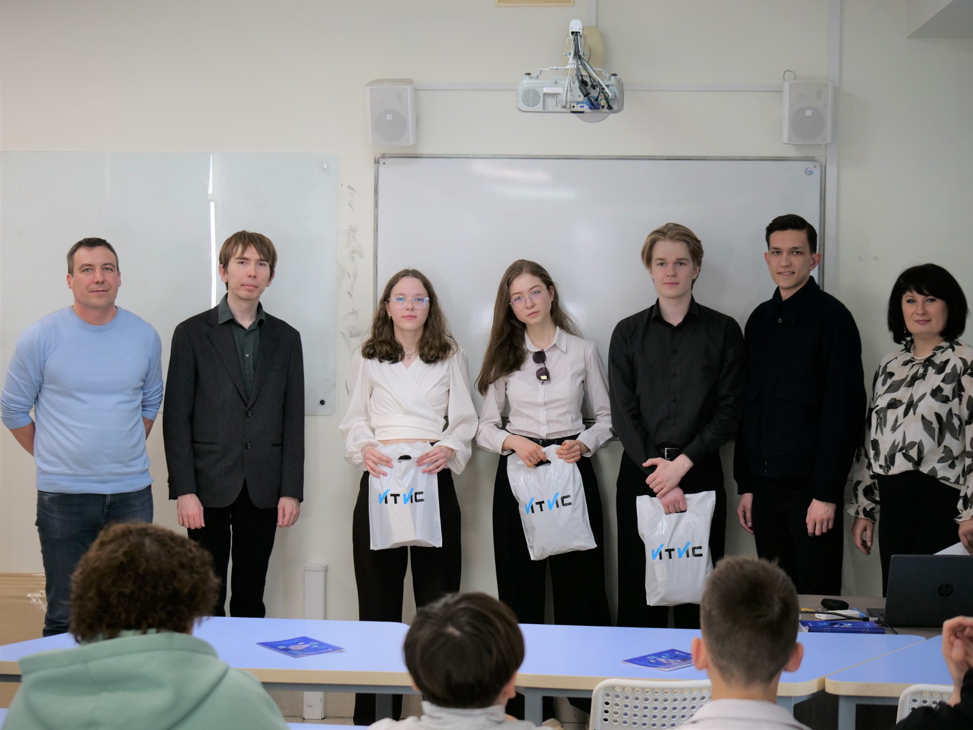 � ���� ��������� ������ ������ '��������� ������������ �������� ��-������' � ������ �������� ������� ������������ '�����������. ������'