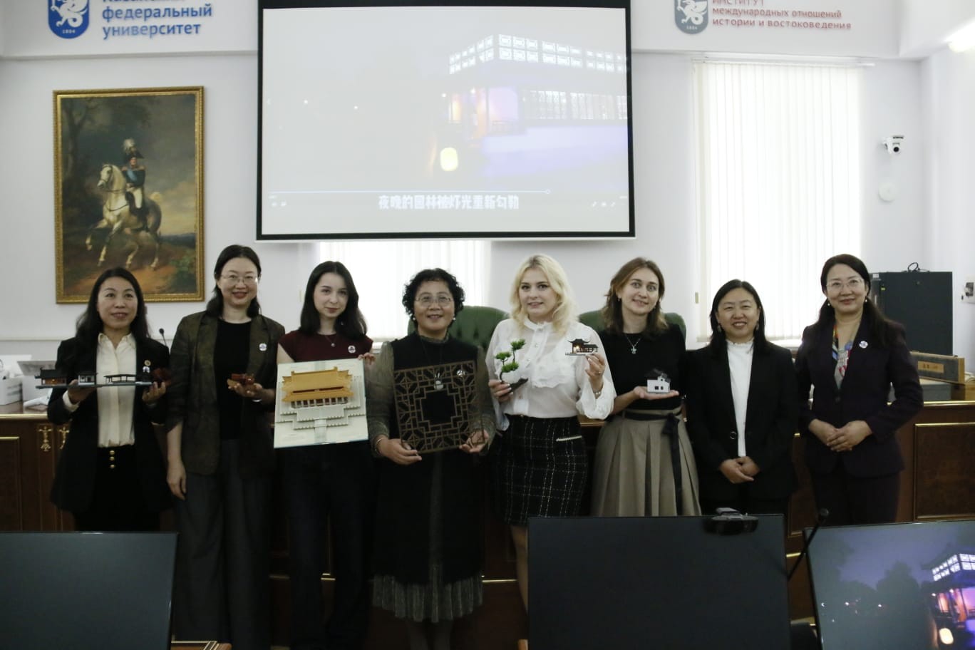 Делегация Шаньдунского педагогического университета посетила ИМОИиВ Делегация Шаньдунского педагогического университета посетила ИМОИиВ