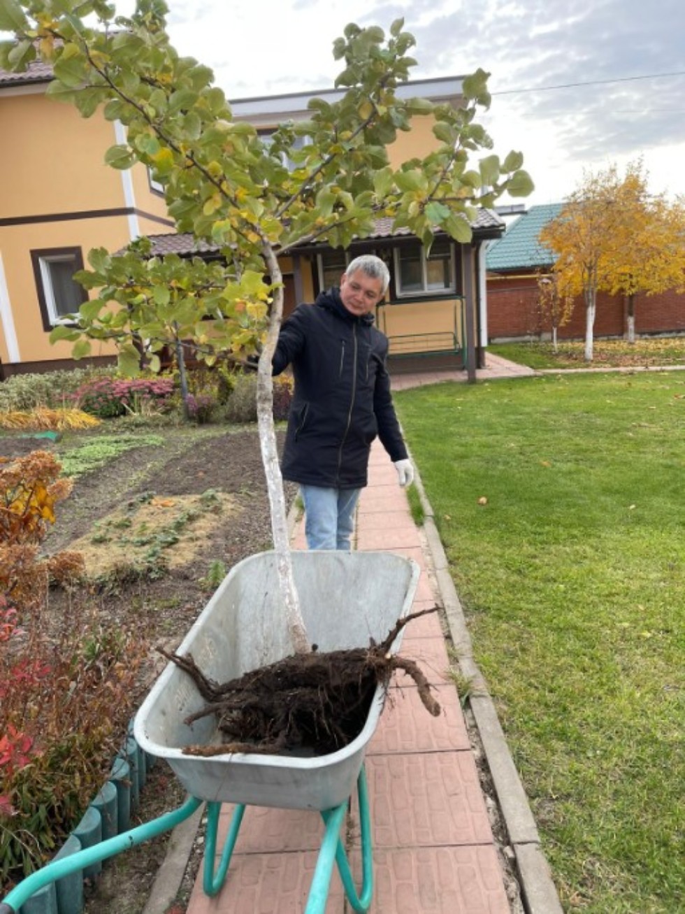 Нияз Салахов: 'Моя формула успеха ? это багаж знаний, опыт, ежедневный кропотливый труд' Нияз Салахов: 'Моя формула успеха ? это багаж знаний, опыт, ежедневный кропотливый труд'