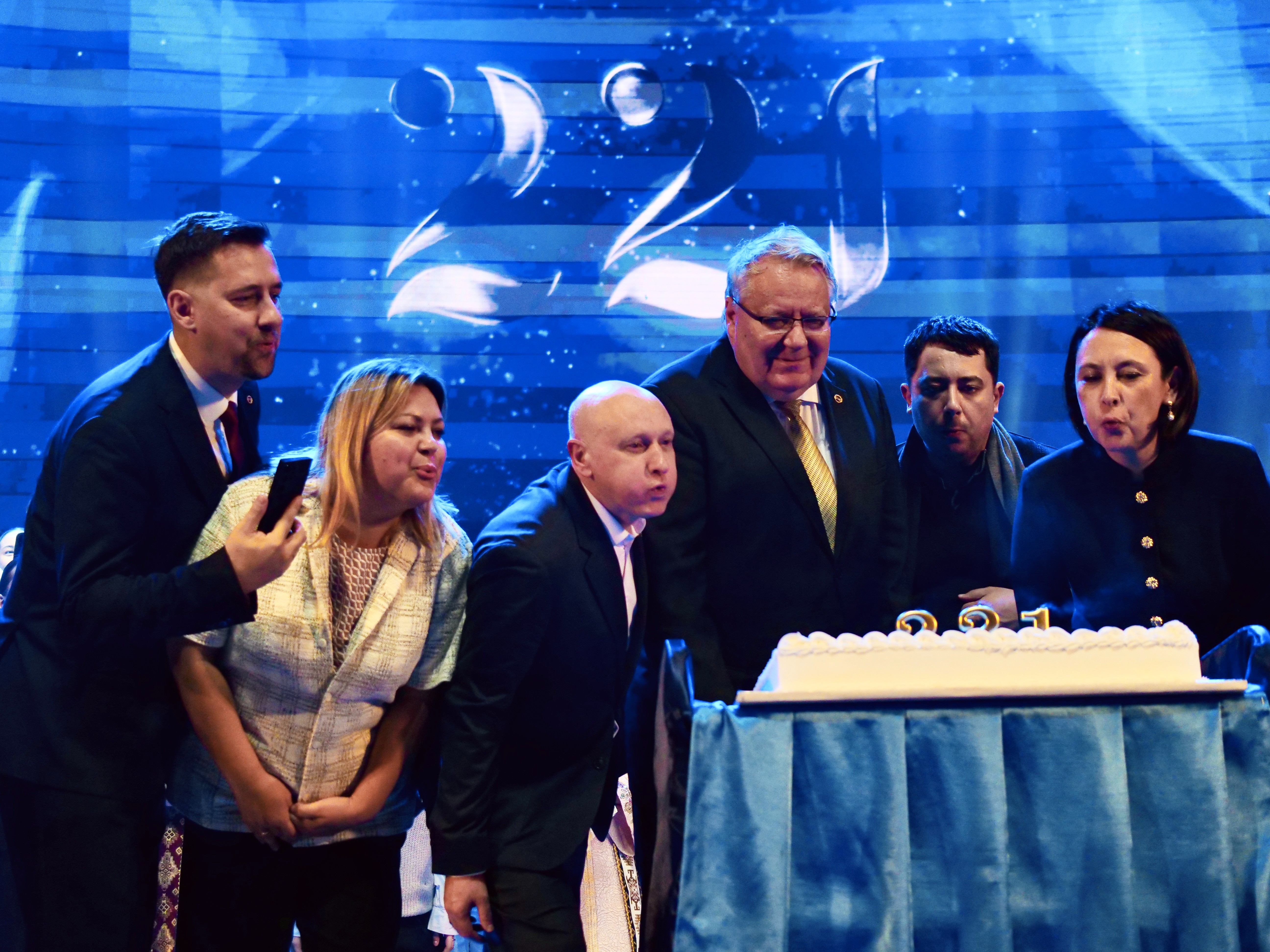 221-����� ���������� ������������ ������������!