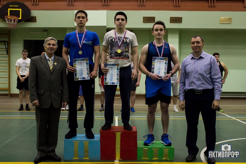 ���������� ���������� �� ���� ������ ����