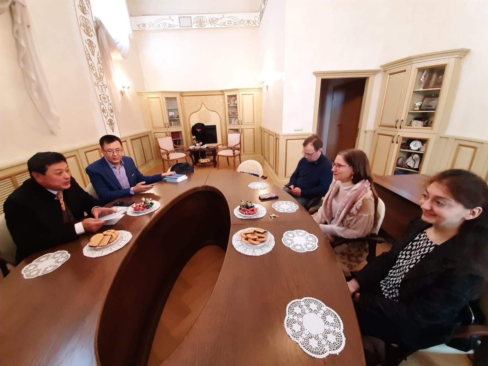 ����������