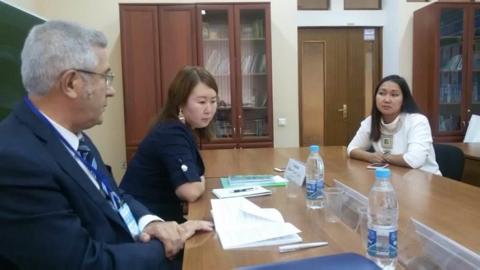 '�ү�����ә��� �әү�ә� ����������� ����� ����ә��� ������ һә� ү����ү: ����������� һә� ��������������' IX �������� �ә���-���ә�� �������������