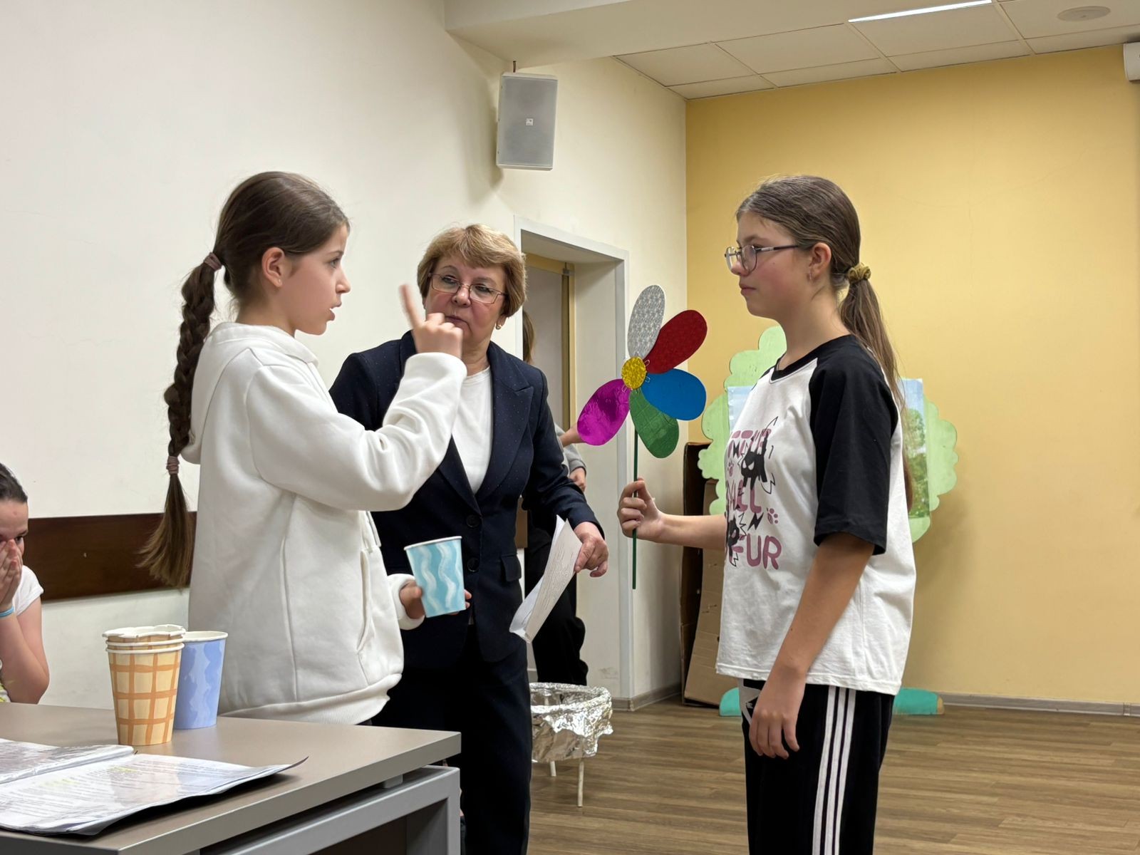 Репетиции в детском театре КФУ 'Радуга' продолжаются Репетиции в детском театре КФУ 'Радуга' продолжаются