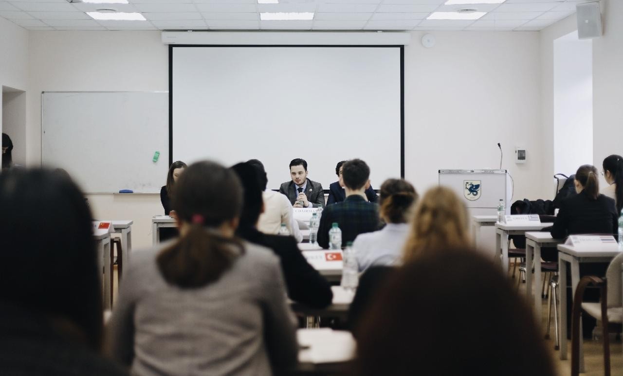 � ������ ������� ���� ����������� ������ ������ ������ ��������� � ���� ���������