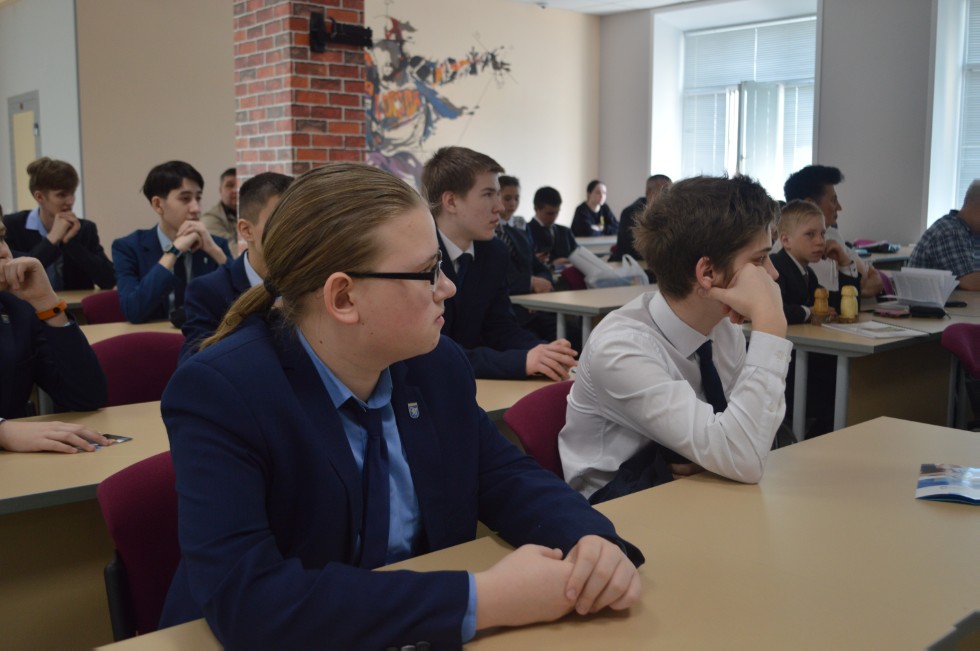 ����� ��������� ���� ������������� 