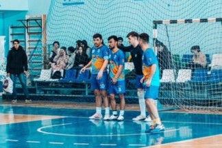 13-15 апреля в КСК КФУ 'УНИКС' прошли соревнования по мини-футболу в рамках Спартакиады среди студентов и аспирантов КФУ 2022/2023 учебного года 13-15 апреля в КСК КФУ 'УНИКС' прошли соревнования по мини-футболу в рамках Спартакиады среди студентов и аспирантов КФУ 2022/2023 учебного года