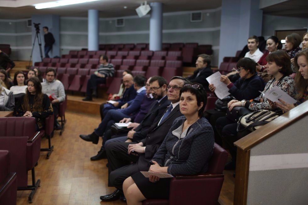 Read Tolstoy, love Tolstoy!