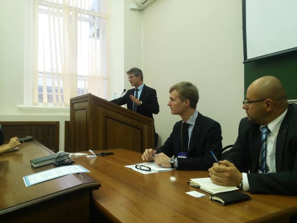 VOICES+ и Евроклуб организовали международный круглый стол VOICES+ и Евроклуб организовали международный круглый стол