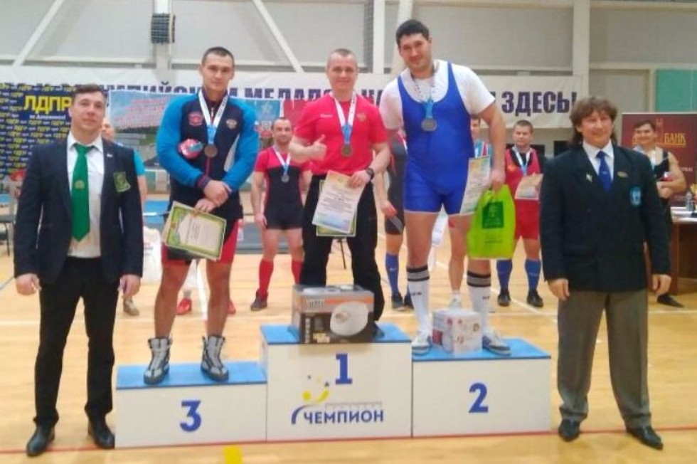 Студент Елабужского КФУ - абсолютный чемпион Чемпионат ПФО по пауэрлифтингу Студент Елабужского КФУ - абсолютный чемпион Чемпионат ПФО по пауэрлифтингу