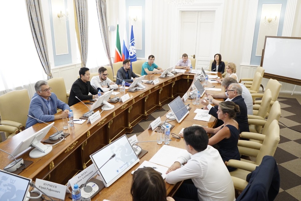 Visit by Weidong Cloud Education Group