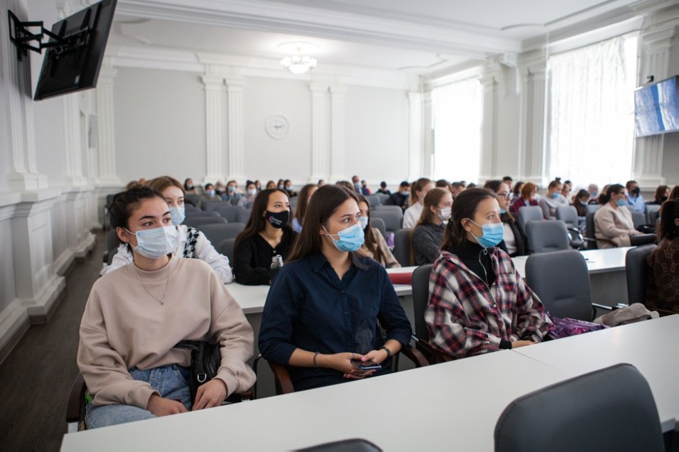 В Елабужском институте состоялась открытая лекция 'Образование как фундаментальное понятие всех времен и народов' В Елабужском институте состоялась открытая лекция 'Образование как фундаментальное понятие всех времен и народов'