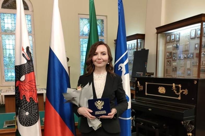 Доцент Елабужского института Эллина Анисимова награждена нагрудным знаком 'Молодой ученый' Доцент Елабужского института Эллина Анисимова награждена нагрудным знаком 'Молодой ученый'