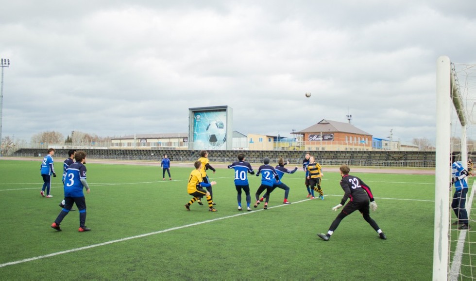 Команда Елабужского института КФУ вышла в плей-офф студенческой футбольной лиги ,Елабужский институт КФУ