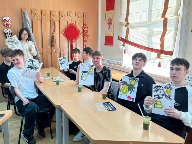 Институт международных отношений и востоковедения распахнул двери для учащихся Многопрофильного лицея имени А.М. Булатова Институт международных отношений и востоковедения распахнул двери для учащихся Многопрофильного лицея имени А.М. Булатова