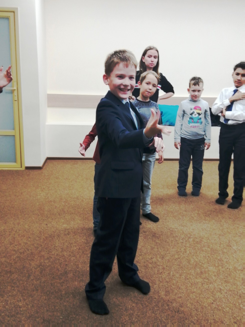 Детский театр КФУ 'Радуга' готовится к новогоднему спектаклю о Буратино Детский театр КФУ 'Радуга' готовится к новогоднему спектаклю о Буратино