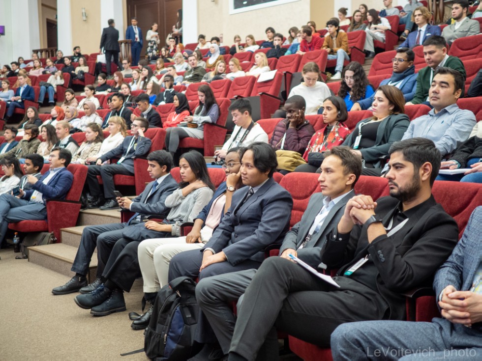 Студенты ИПиО - участники форума 'Kazan - OIC youth capital 2022'