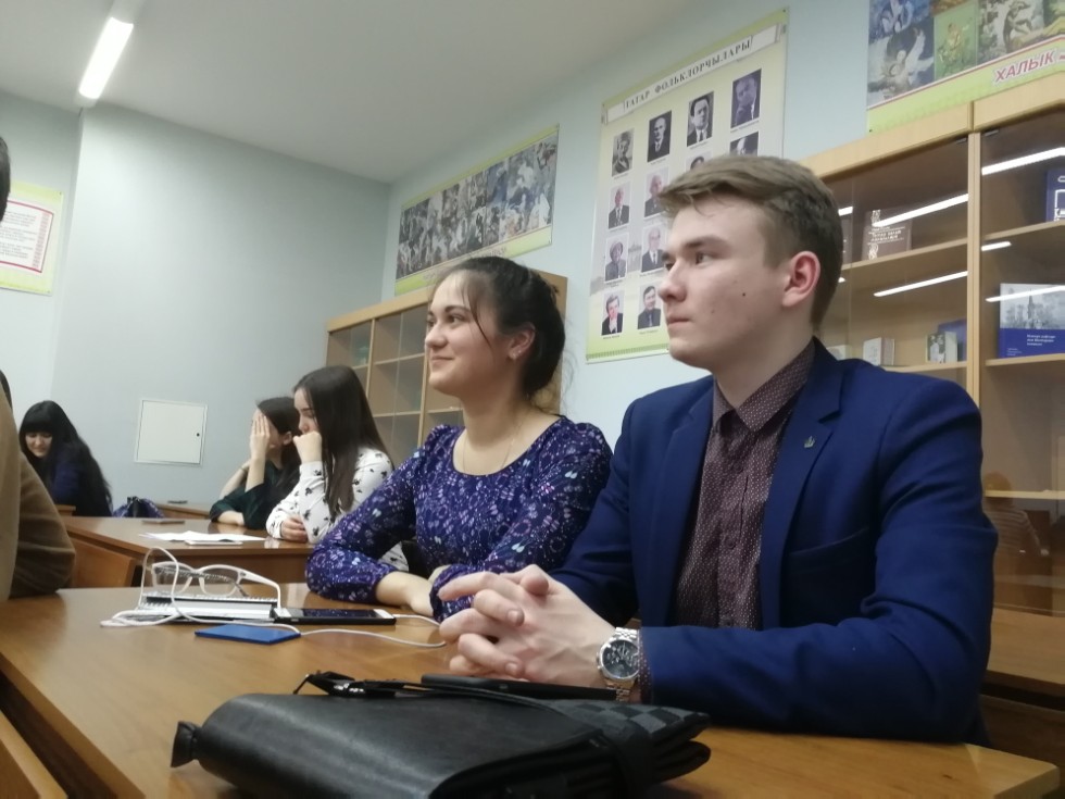 ТЕЛНЕҢ САФЛЫГЫ ҮЗЕБЕЗДӘН ТОРА ТЕЛНЕҢ САФЛЫГЫ ҮЗЕБЕЗДӘН ТОРА