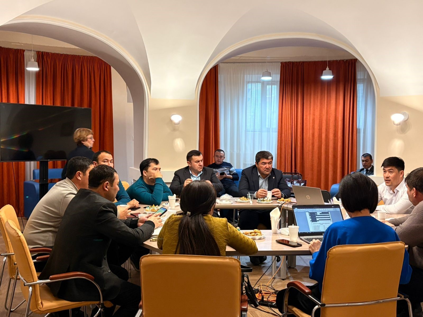 Институт психологии и образования КФУ открывает новые горизонты научного сотрудничества с Шахризабским государственным педагогическим институтом Институт психологии и образования КФУ открывает новые горизонты научного сотрудничества с Шахризабским государственным педагогическим институтом