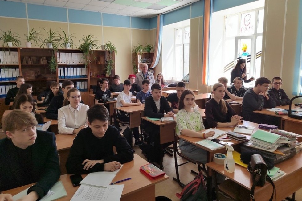 Продолжается профориентационная работа с обучающимися (школьниками) общеобразовательных организаций города Елабуга