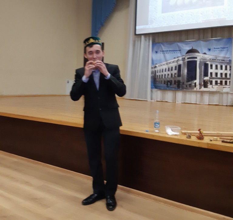 Студенты Высшей школы национального образования и культуры имени Габдуллы Тукая приняли участие в работе 'Школы молодых ученых-исследователей всемирного культурного наследия' в ИМО КФУ Студенты Высшей школы национального образования и культуры имени Габдуллы Тукая приняли участие в работе 'Школы молодых ученых-исследователей всемирного культурного наследия' в ИМО КФУ