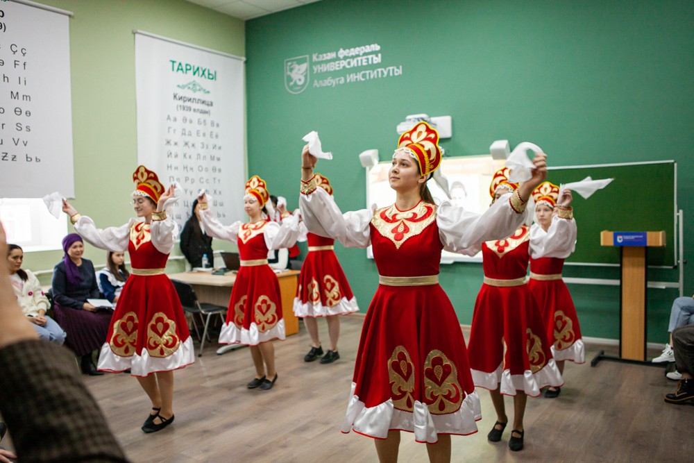 '������ � ����� ? ��� ������ ������': ������������ �������� � ���������� ��������� ���