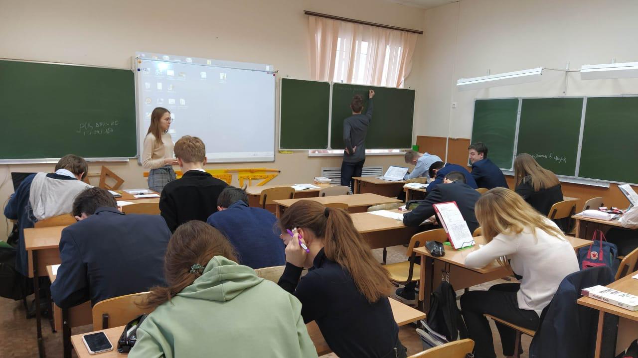 Студенты 4 курса ИФМК делятся впечатлениями о педагогической практике по русскому языку Студенты 4 курса ИФМК делятся впечатлениями о педагогической практике по русскому языку