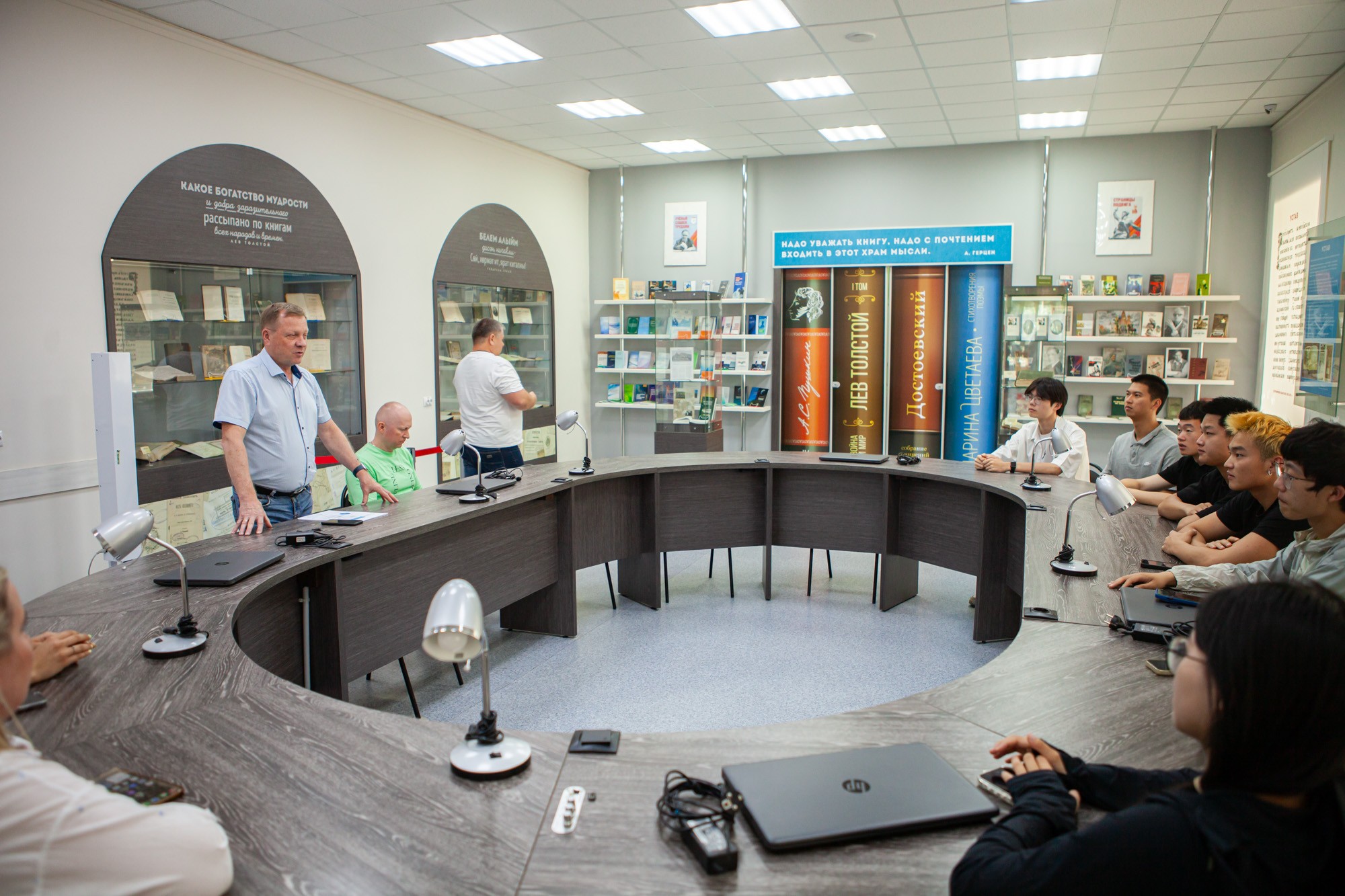 Students of Jiaxing University completed an internship at Elabuga Institute of KFU