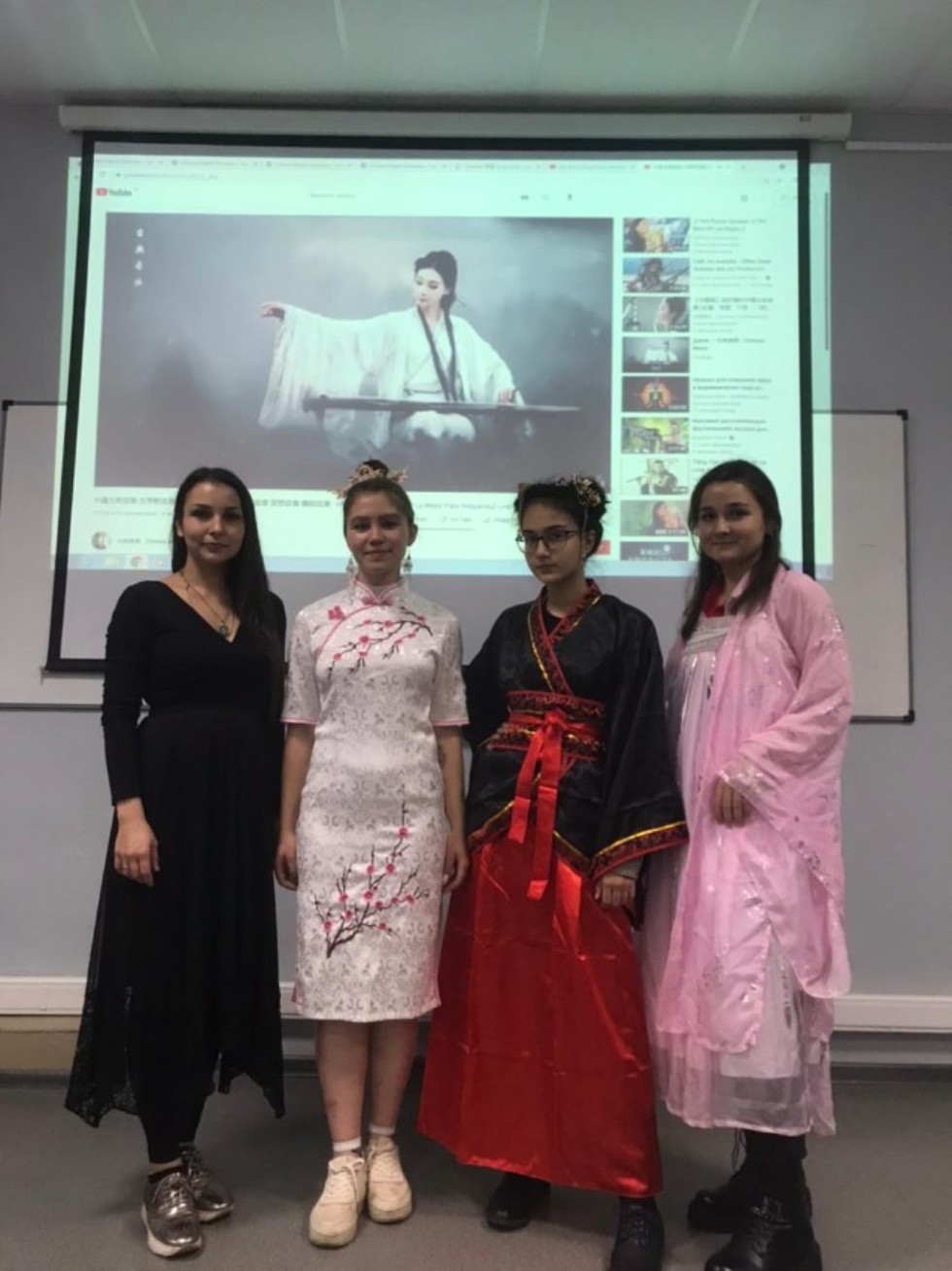 В Институте филологии и межкультурной коммуникации был проведен декадник иностранных языков В Институте филологии и межкультурной коммуникации был проведен декадник иностранных языков