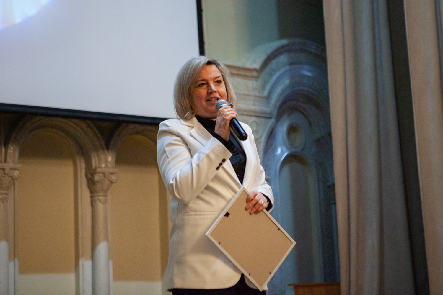 � ���������� ��������� ��� ������������� 60-����� ���������� ����������� ������ ,���������� �������� ���