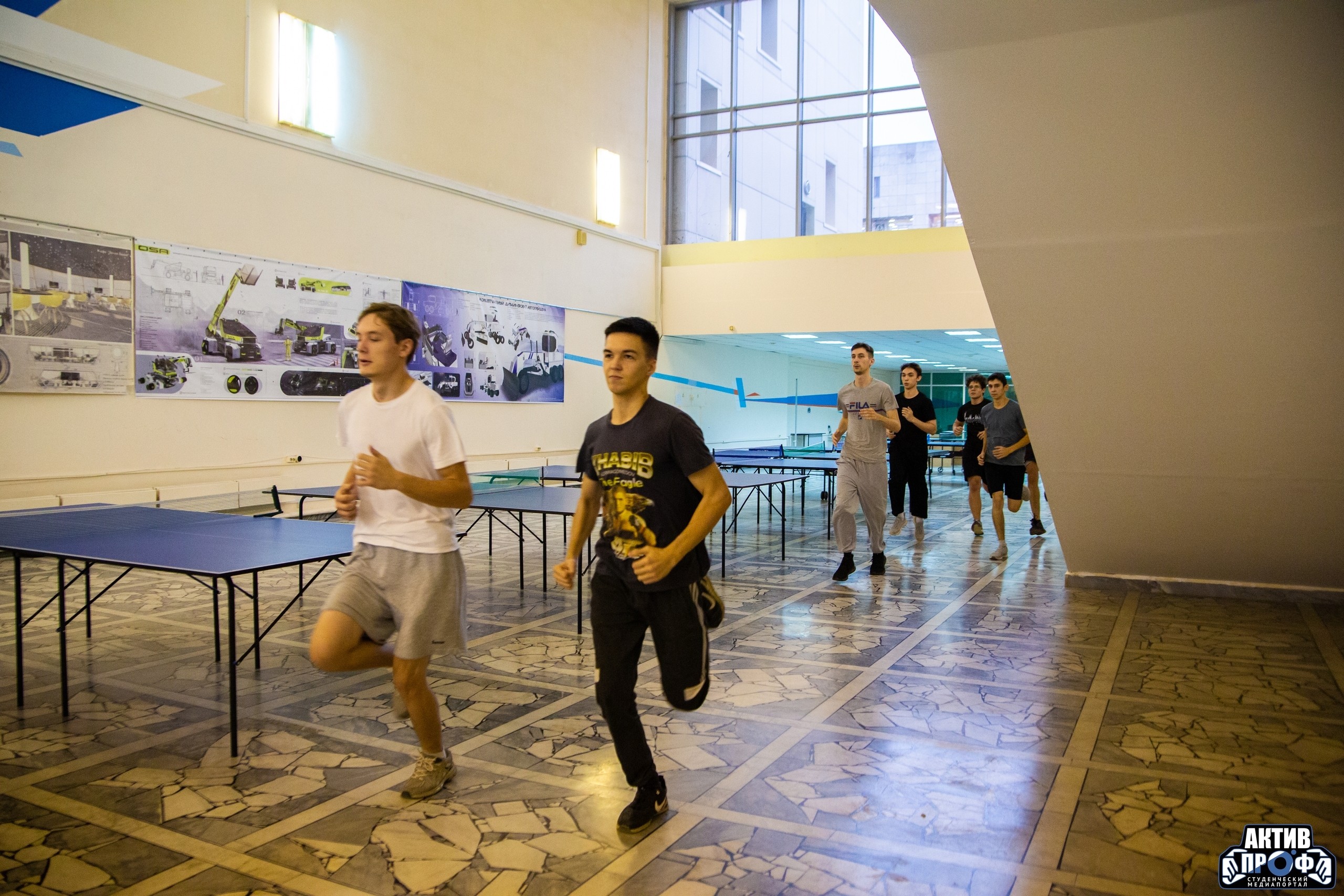 Месяц упорства, два дня борьбы Месяц упорства, два дня борьбы