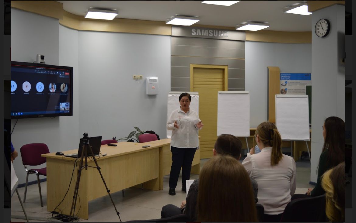 30 марта 2023 года в рамках IV Международного форума по математическому образованию (IFME'2023) прошло заседание III Молодежной школы-конференции 'Будущее математического образования'. 30 марта 2023 года в рамках IV Международного форума по математическому образованию (IFME'2023) прошло заседание III Молодежной школы-конференции 'Будущее математического образования'.