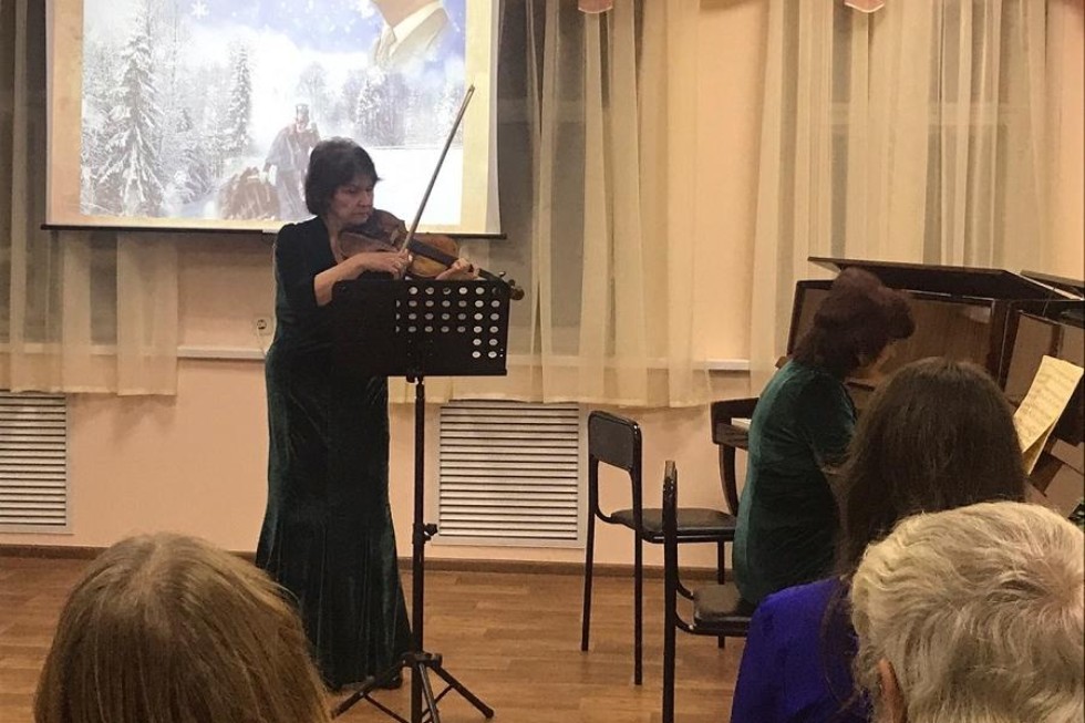 '...����� ����� ����̀�� ��������, �� � ������ - �������..' (�.�.������ '�������� �����')