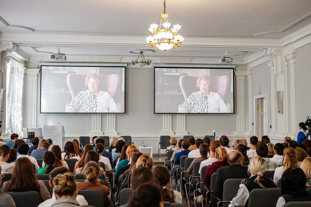 IX ������������ ������: �������� (����)