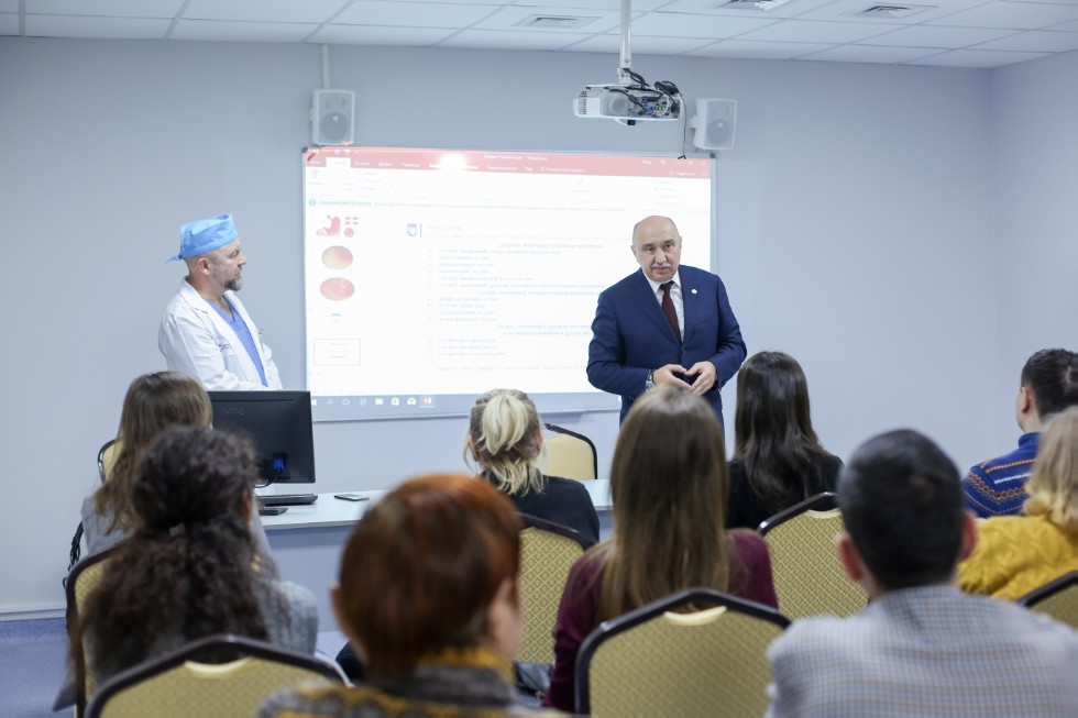 First Health School meeting organized at University Clinic
