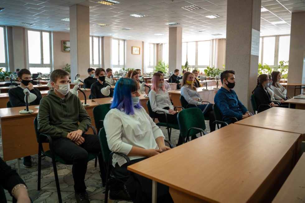 ������������ �������� '������ ���� ? ���� ������' ,������������ �������� &laquo;������ ���� &ndash; ���� ������&raquo;