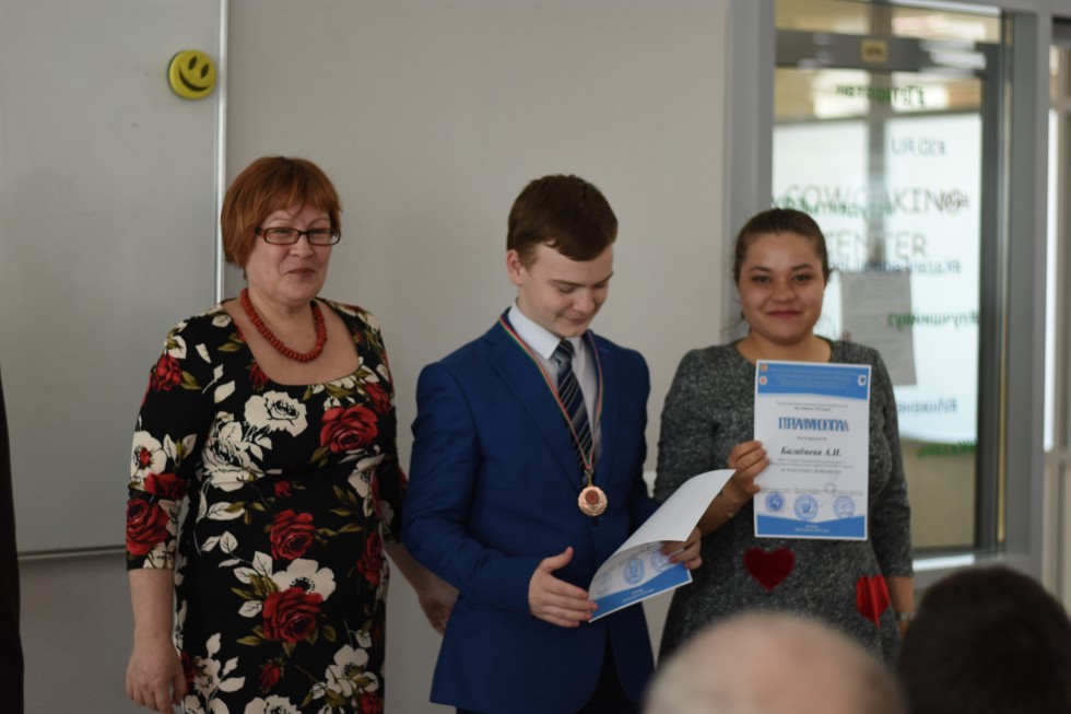 ����� ��������� ���� ������������� 