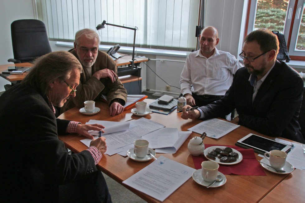 ����������� ��������� �������� � ������������ ���������� ��� ����� ������� � �������� ���� ���