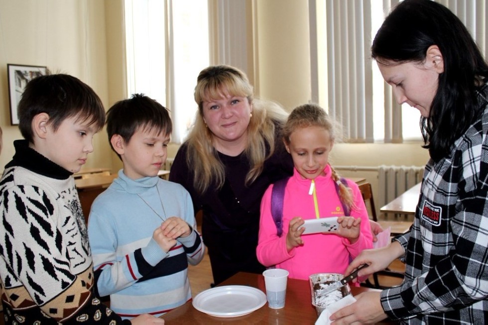 � ������� ������������ ����� �������