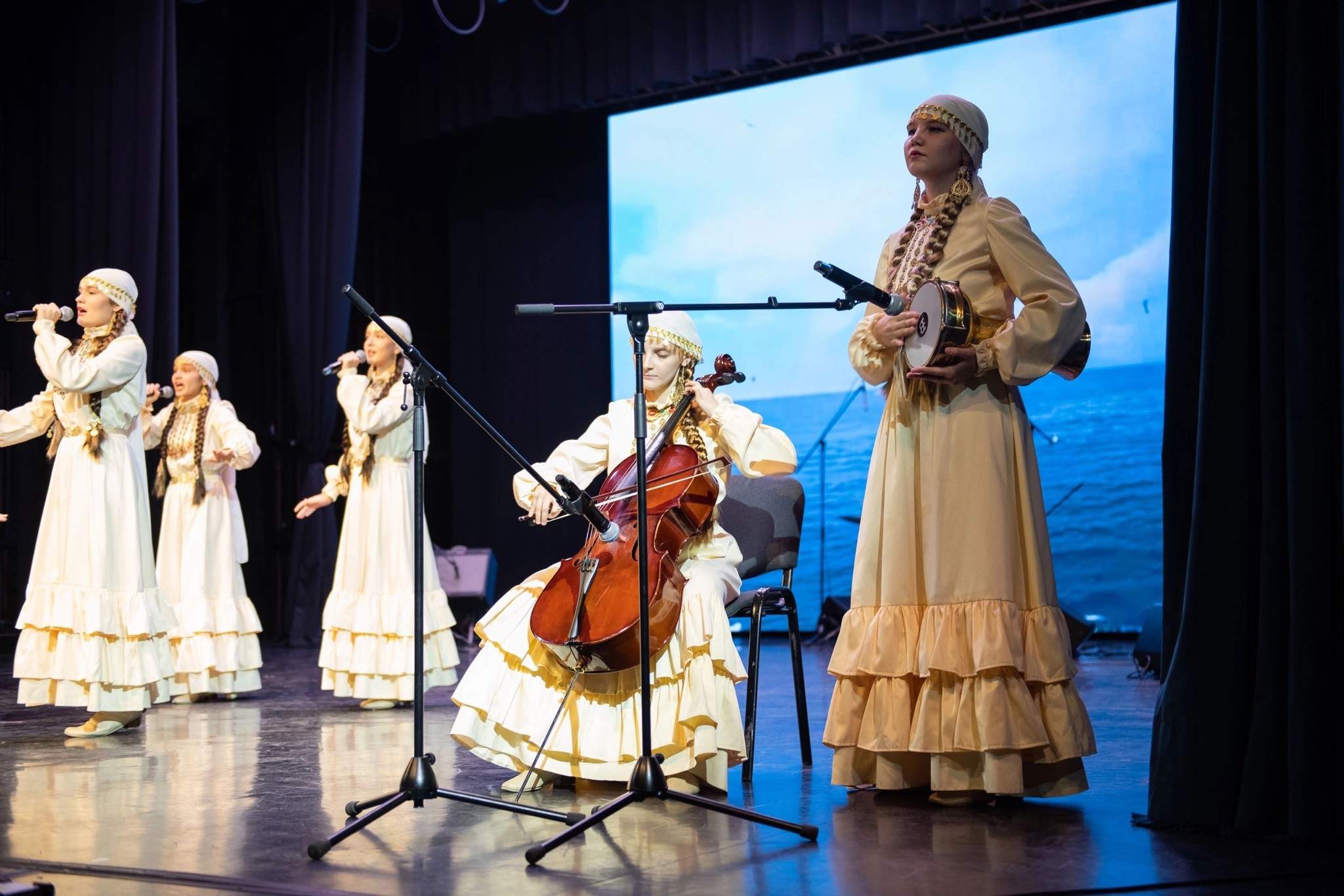 ����������� ��������-���������������� �������� '�ә��ә�' � �������� �������� ����� '�������' ���� ����� ������������ ���������� XXX ��������� '���� �������������'